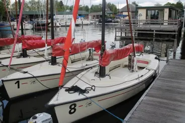 Polyvalk-motor-huren-De-Otter-Loosdrecht-01.jpg