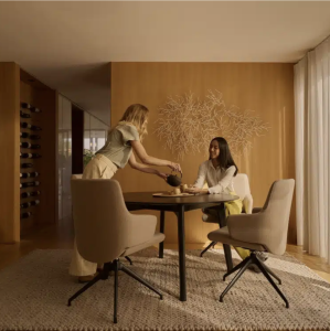 Stressless eetkamerstoelen 3+1 gratis bij Bot Meubelen Hoorn, actie tot en met 30 november 2026