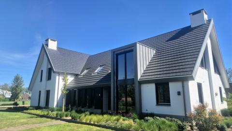 Professioneel schilderwerk Particuliere woonboerderij Zijtaart