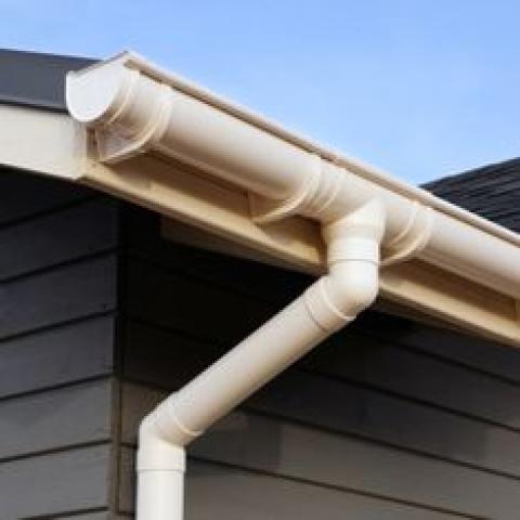 dakgoot reparatie de Jongh Dak en Bouwservice Helmond