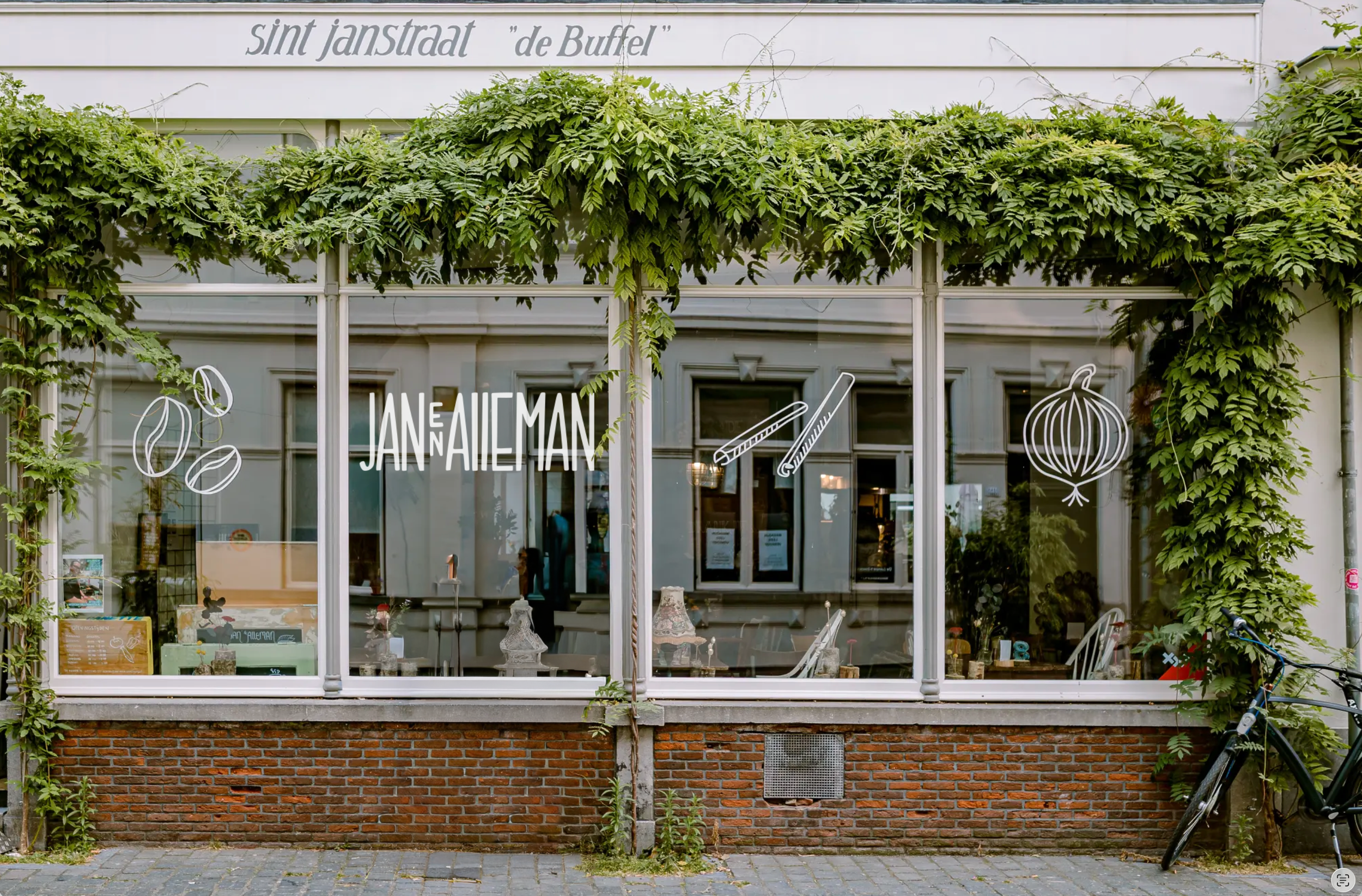 Gezellig lunchcafé JanenAlleman in Breda